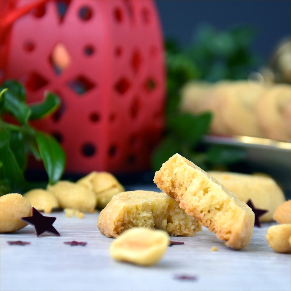 Erdnussplätzchen mit Butterschmalz Erdnussplätzchen mit Butterschmalz