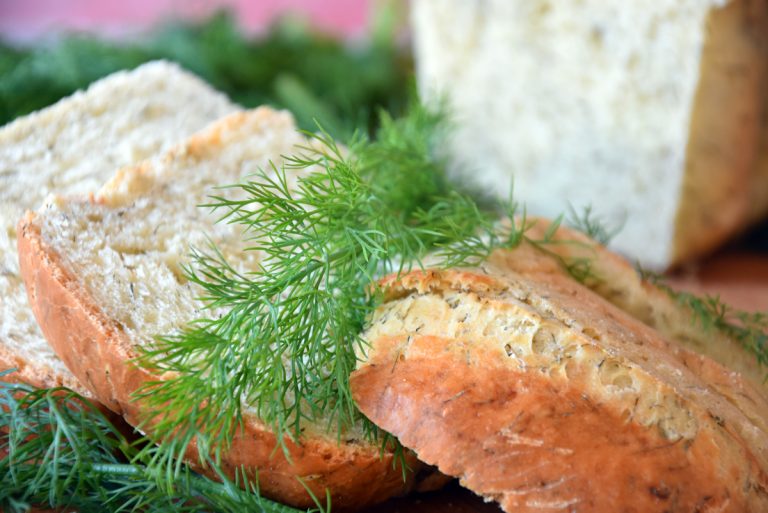 Aromatisches Dillbrot
